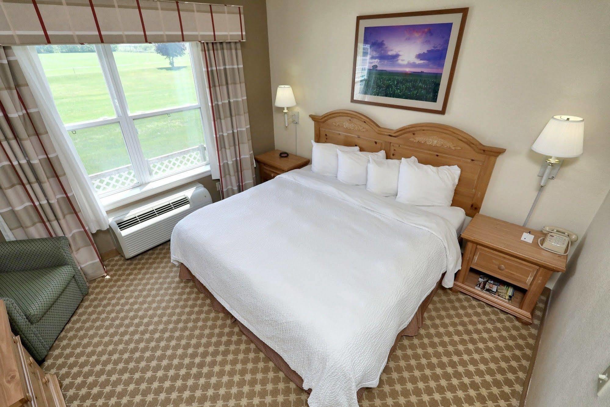 Lancaster Inn & Suites Manheim Eksteriør billede
