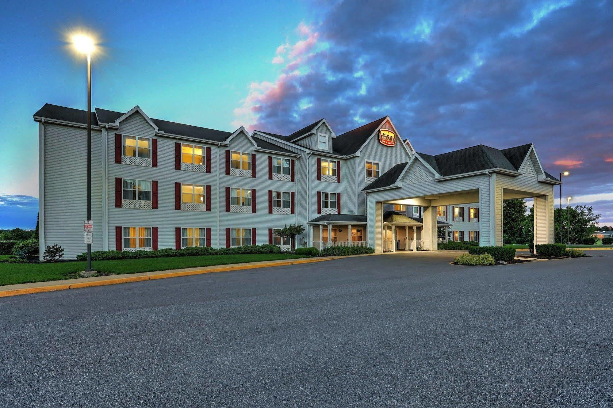 Lancaster Inn & Suites Manheim Eksteriør billede