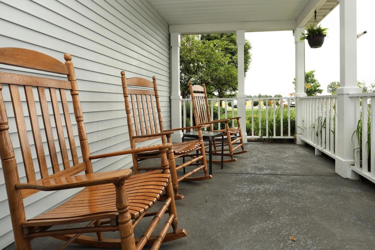 Lancaster Inn & Suites Manheim Eksteriør billede